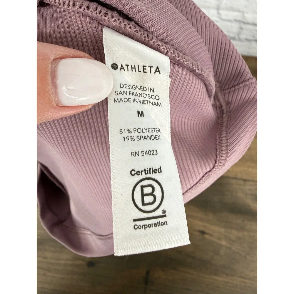 Athleta Bayview Tee Florentine Mauve Ribbed Wrap Front Powervita Workout Top M